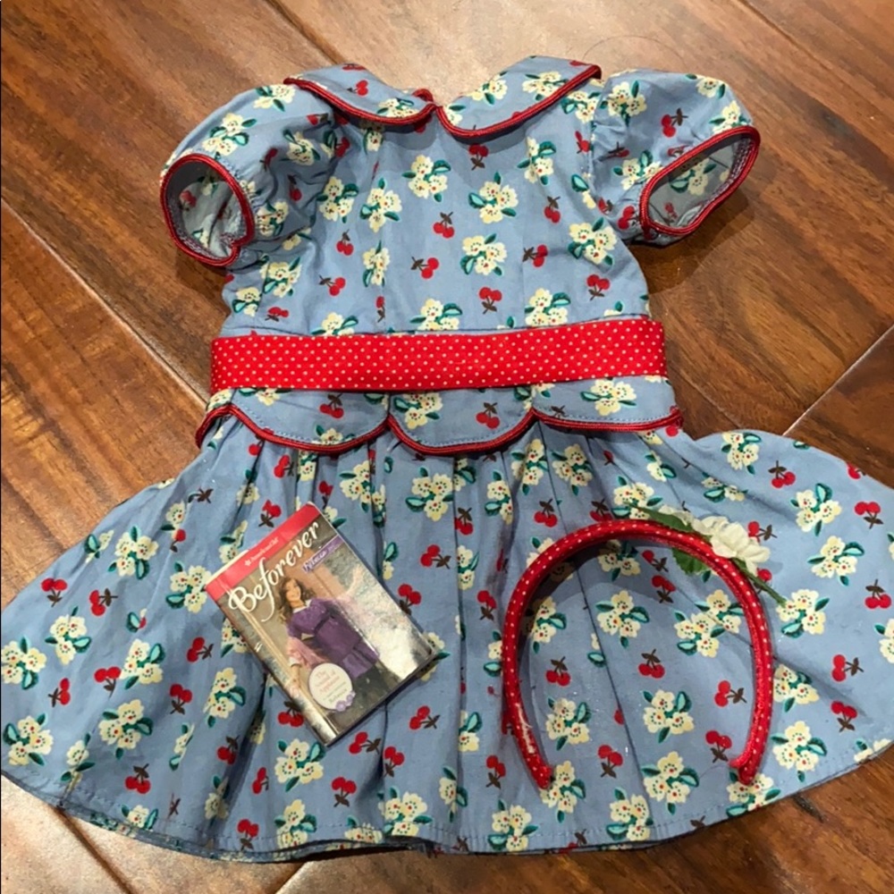 18 inch doll outfit with doll book